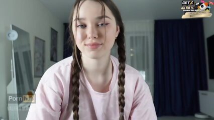 Анальный секс с молодой телкой после минета